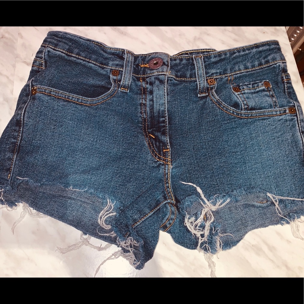 Levi’s shorts